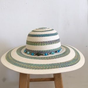 Som Her Beach Hat